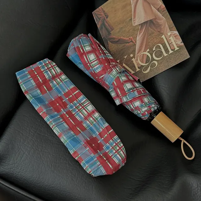 Cloth Umbrella for All Seasons, Suitable as Sunshade and Sun Protection