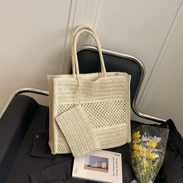Women’s Square Straw Bag with Braid Design, Made of Paper, Featuring Single Shoulder Strap, Perfect for Summer