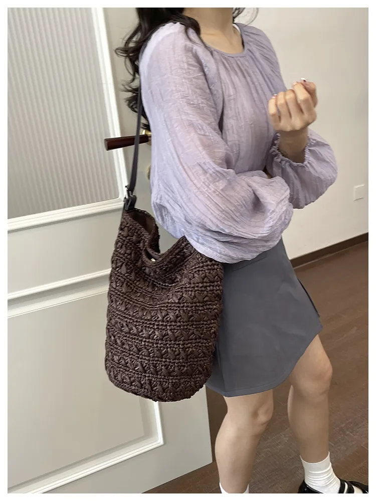 Women’s Square Straw Bag with Braid Design, Single Shoulder Strap, Perfect for Summer