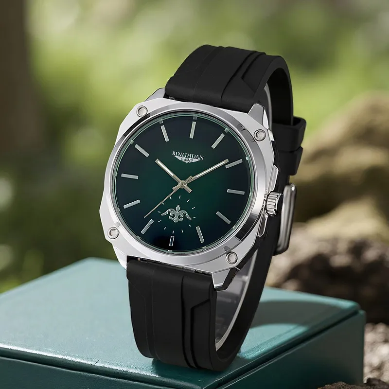 Men's Quartz Watch with Silica Gel Strap and Pin Buckle Featuring Quartz Glass Mirror