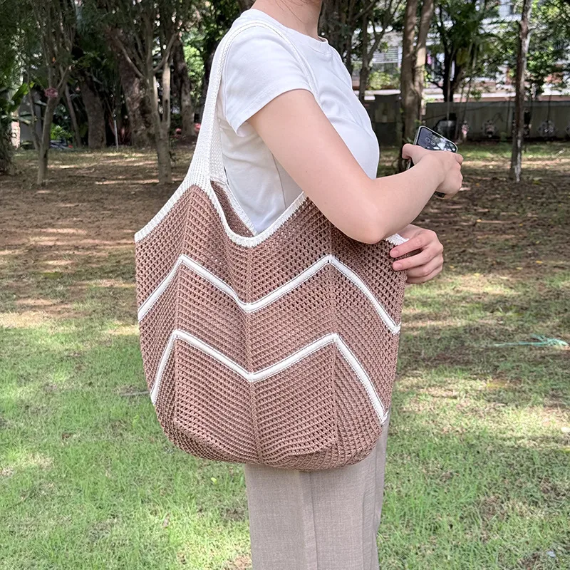 Women’s Splicing Shell Pattern Knit Tote Bag with Braid Design and Single Shoulder Strap