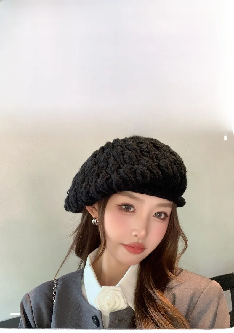New Style Solid Color Warm Women’s Brimless Beret Hat in Polyester with Braid Craftsmanship
