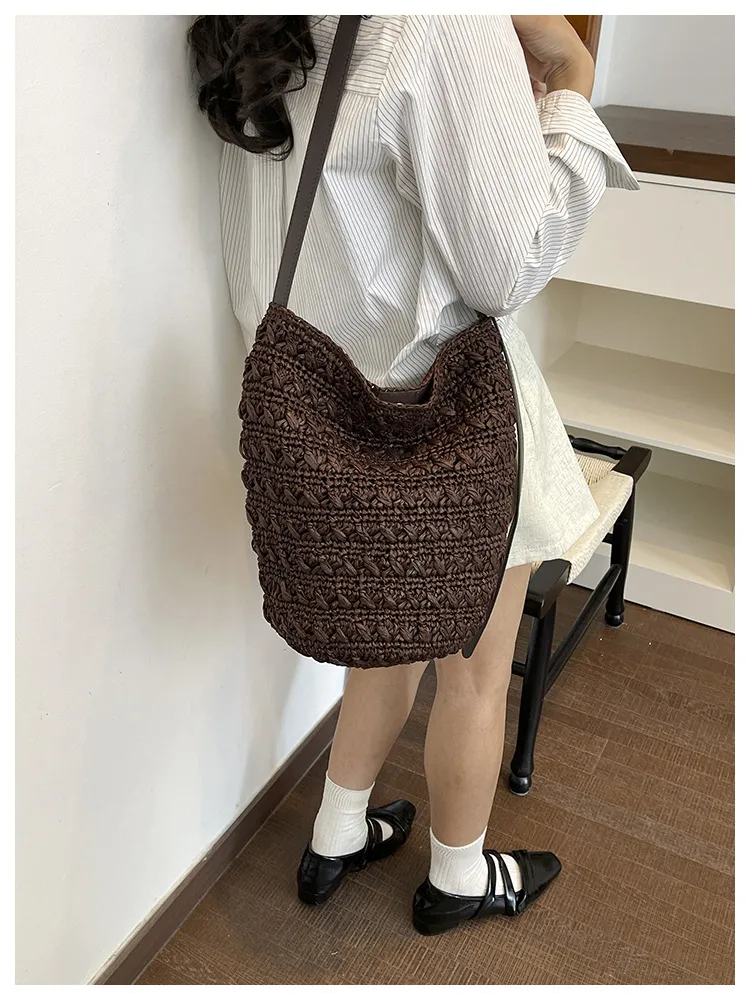 Women’s Square Straw Bag with Braid Design, Single Shoulder Strap, Perfect for Summer