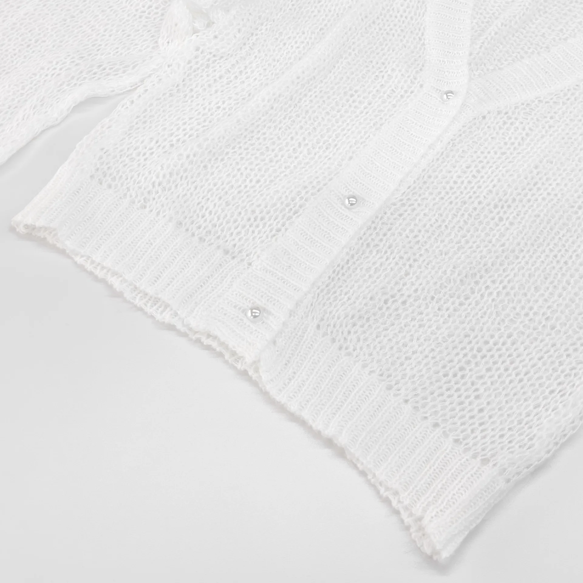 Solid Color Polyester Sweater with Long Sleeves, V Neck, and Single Breasted Closure in Streetwear Style