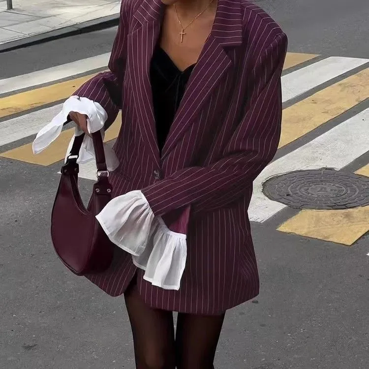 Casual Long Sleeve Polyester Blazer Featuring Stripe Printing with Single Breasted Closure