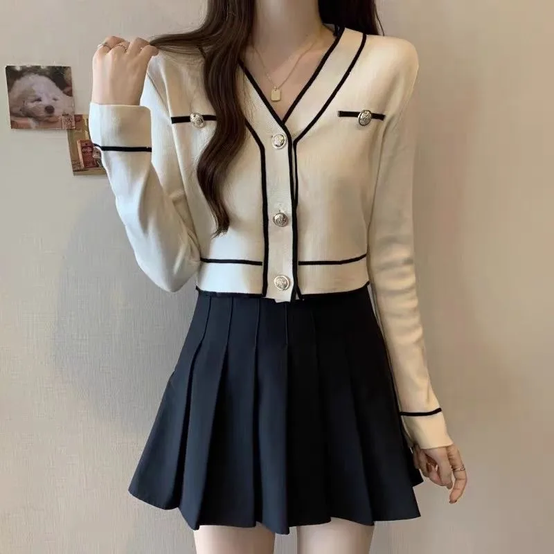Contrast Collar Long Sleeve Pullover Sweater for Women