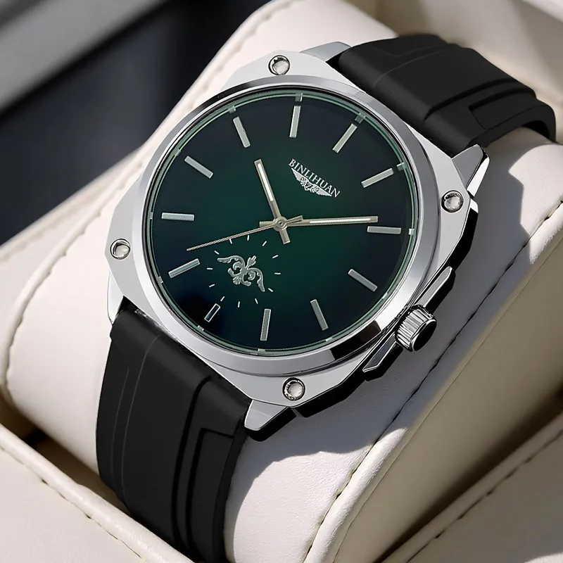 Men's Quartz Watch with Silica Gel Strap and Pin Buckle Featuring Quartz Glass Mirror