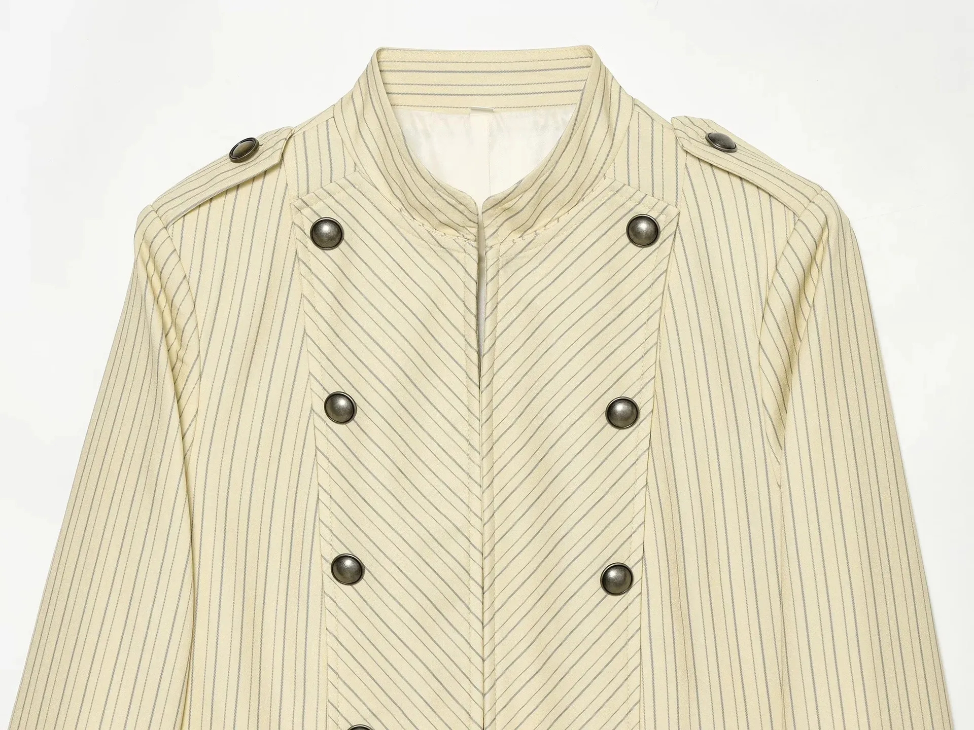 Casual Solid Color Double Breasted Blazer for Women in Polyester Fabric Featuring Button Craftsmanship