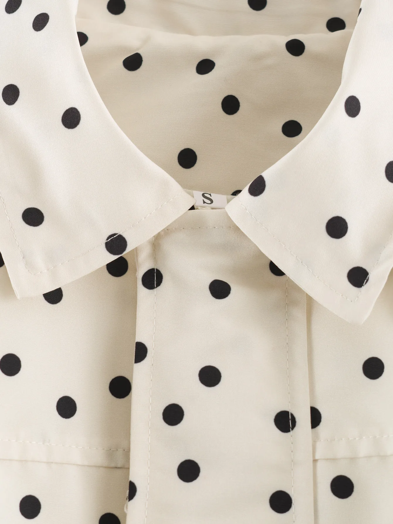 Streetwear Polka Dots Casual Jacket for Women with Zipper Placket in Polyester Fabric Featuring Lapel Collar