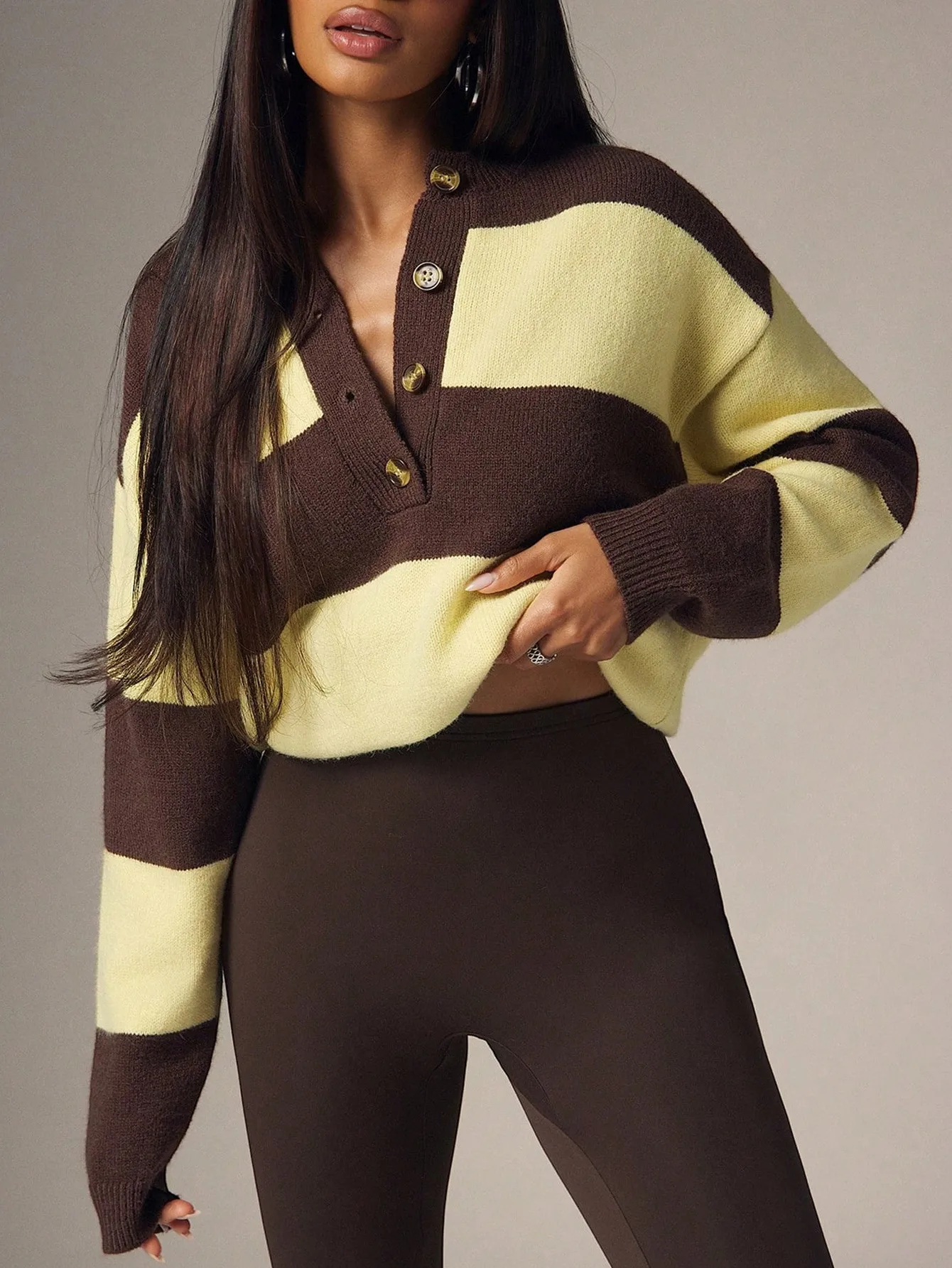 Vintage Style Color Block Long Sleeve Polyester Sweater with Henley Neck and Pullover Design