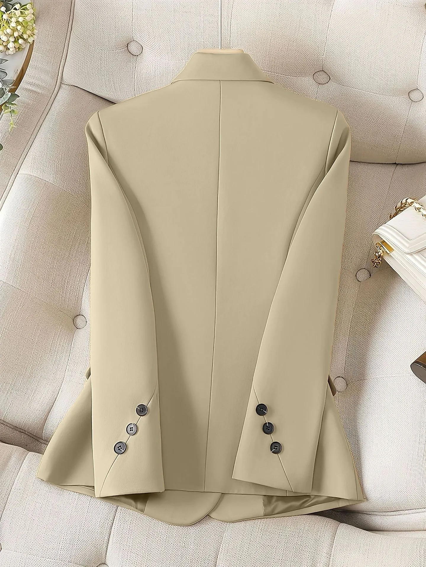Solid Color Casual Polyester Blazer with Double Breasted Craft and Nine Points Sleeve