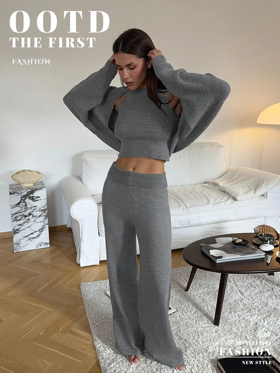 Elegant Solid Color Wide Leg Pants Pant Co-ord Set in Knitted Fabric with Knitted Craft, Featuring Halter Style, 3 Pieces Set