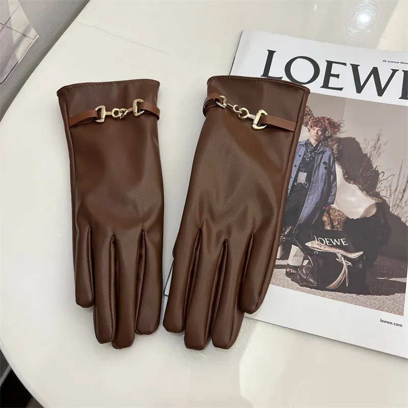 Casava PU Leather Gloves
