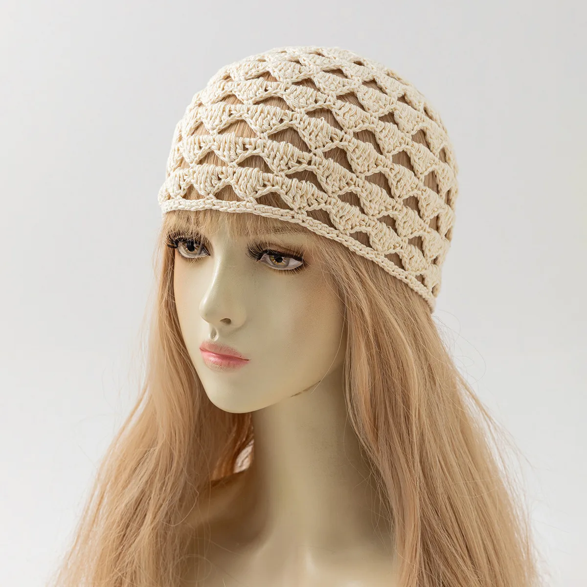 Women's Simple Style Rhombus Breathable Hijab with Short Brim, Knit Material Featuring Hollow Out Craft