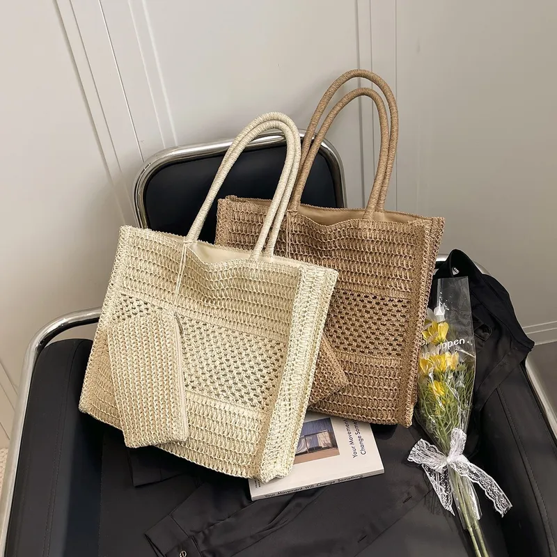 Women’s Square Straw Bag with Braid Design, Made of Paper, Featuring Single Shoulder Strap, Perfect for Summer