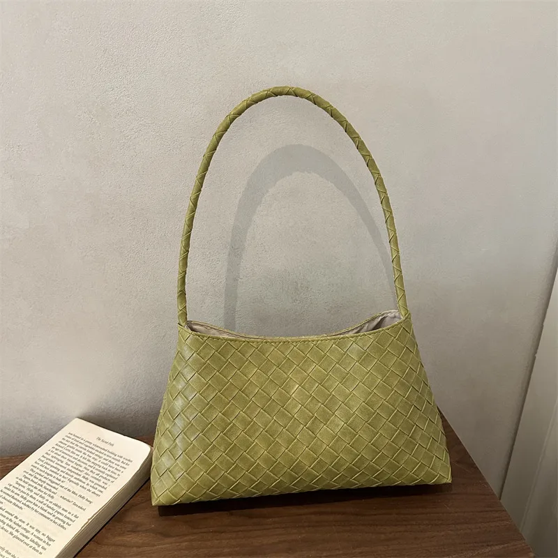 Square Women Shoulder Bag with Braid Design, Single Shoulder Strap, Perfect for Summer