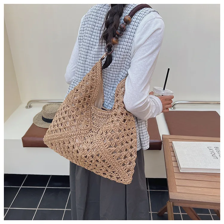 Women’s Square Straw Tote Bag with Braid Design, Single Shoulder Strap, Perfect for Summer